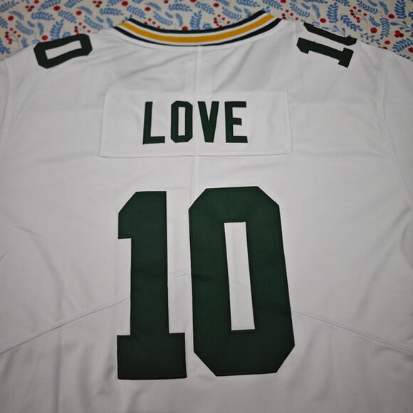 Green Bay Packers Jordan Love game White Jersey No. 10 - Picture 5 of 6